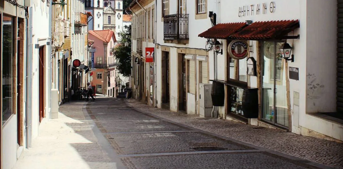 rua dos bares in santa maria da feira