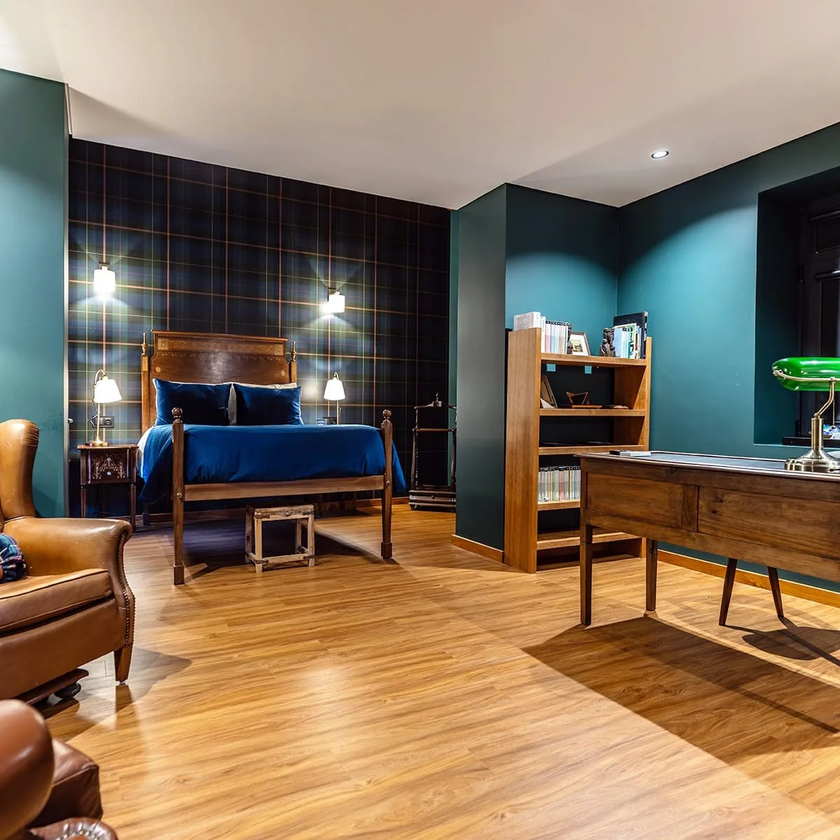 Suite Luís Sottomayor con cama y sala de estar